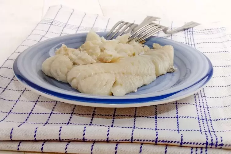 boiled fish for a carbohydrate-free diet