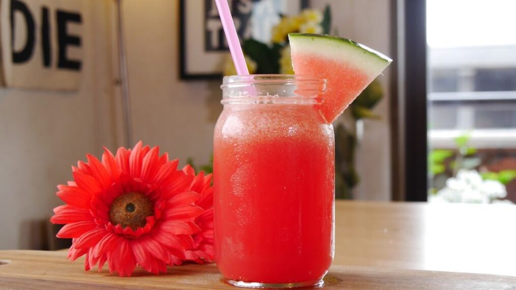 Watermelon lemonade quenches your thirst during effective weight loss on watermelons