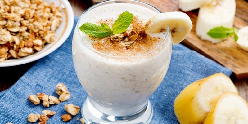 slimming banana and oatmeal smoothie